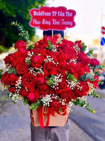 Shop Hoa Tươi Xã Tam Bình Vĩnh Long Đội Ngũ Thợ Thiết Kế Hoa Nhanh