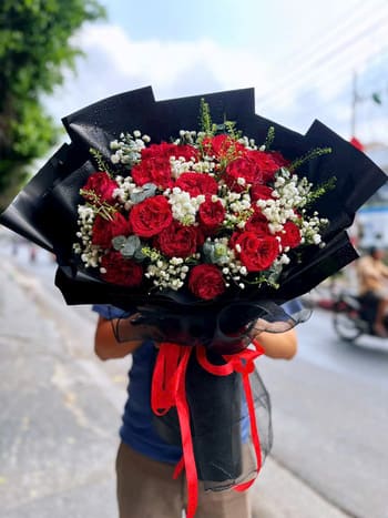 Shop Hoa Tươi Phường Thường Lạc Đồng Tháp Đội Ngũ Nhân Viên Hỗ Trợ Nhanh