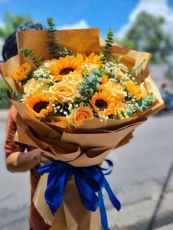 Shop Hoa Tươi Xã Vĩnh Thạnh Trung An Giang Nhân Viên Tư Vấn Miễn Phí