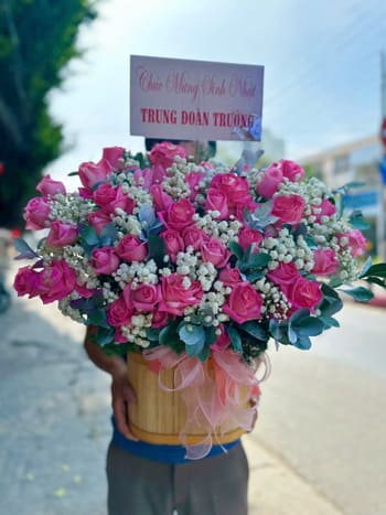 Shop Hoa Tươi Phường Phúc Thuận Thái Nguyên Nhân Viên Tư Vấn Nhanh Chóng