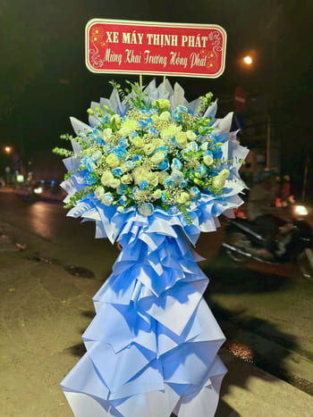 Shop Hoa Tươi Xã Lực Hành Tuyên Quang Đội Ngũ Nhân Viên Hỗ Trợ Đặt Nhanh