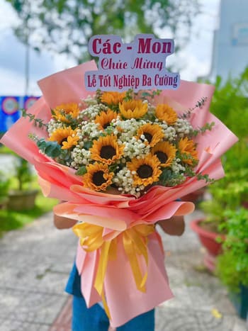 Shop Hoa Tươi Xã Lâm Giang Lào Cai Đội Ngũ Nhân Viên Hỗ Trợ Miễn Phí