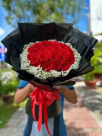 Shop Hoa Tươi Xã Bảo Thắng Lào Cai Đội Ngũ Thợ Cắm Hoa Chuyên Nghiệp
