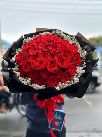 Shop Hoa Tươi Xã Phước Dinh Khánh Hòa Đội Ngũ Nhân Viên Hỗ Trợ Nhanh Chóng