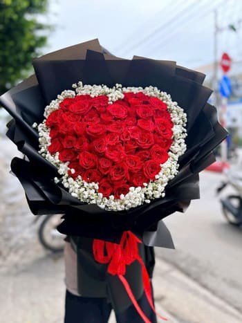 Shop Hoa Tươi Xã An Hòa Gia Lai Đội Ngũ Nhân Viên Hỗ Trợ Miễn Phí